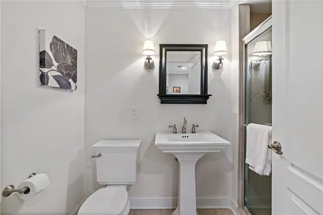1210 Joseph Ct gallery image 9