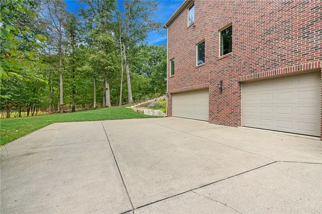 1210 Joseph Ct gallery image 13