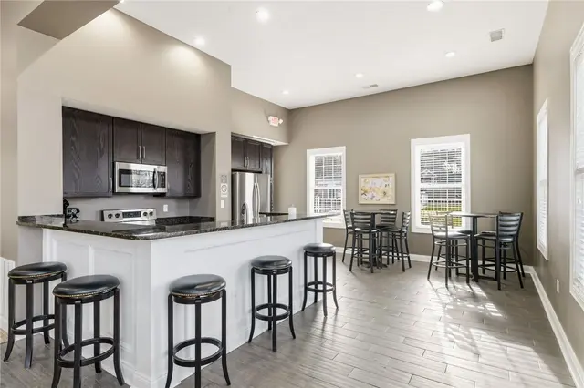1212 Stockton Ridge gallery image 4