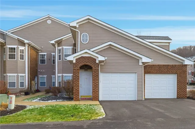 1212 Stockton Ridge gallery image 6