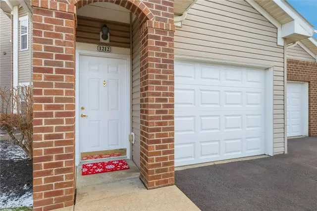 1212 Stockton Ridge gallery image 8