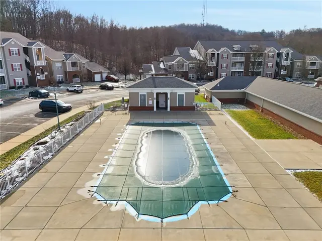 1212 Stockton Ridge gallery image 34