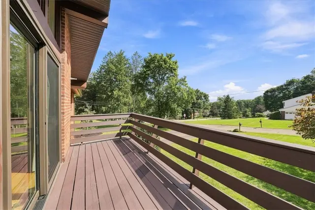 1216 Applewood Dr gallery image 25