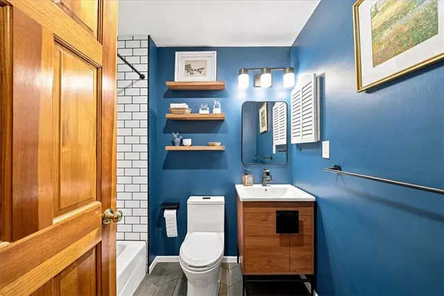 1216 Applewood Dr gallery image 32