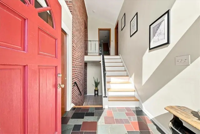 1216 Applewood Dr gallery image 38