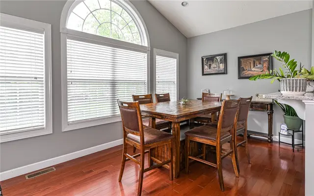 122 Brighton Ln gallery image 22