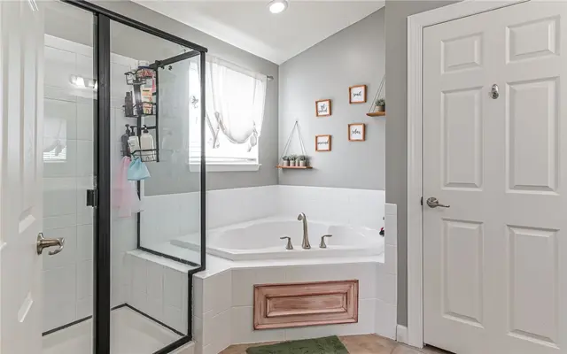 122 Brighton Ln gallery image 31
