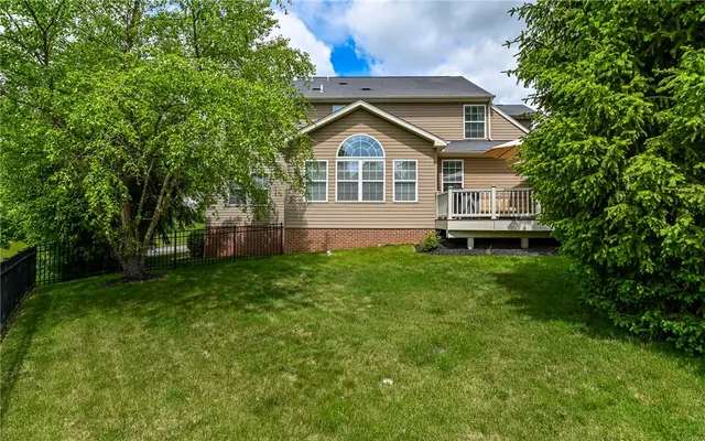 122 Brighton Ln gallery image 37