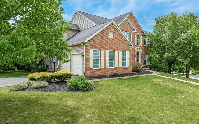 122 Brighton Ln