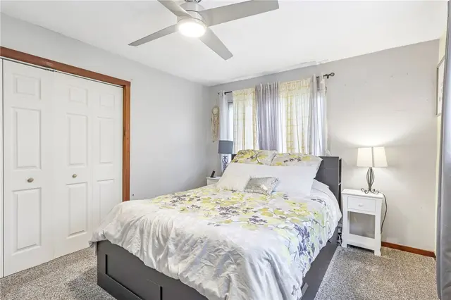 122 Hillcrest Dr gallery image 26