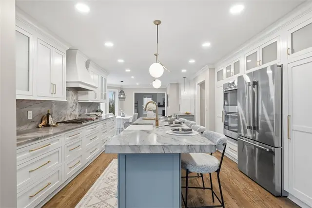 122 Oakhaven Drive gallery image 8