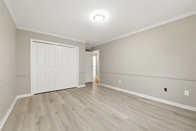 122 Oakhaven Drive gallery image 39