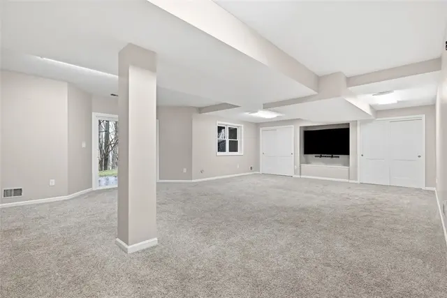 122 Oakhaven Drive gallery image 42