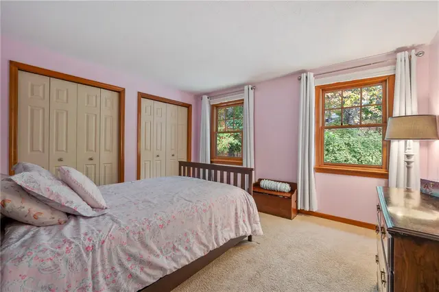 122 Rippling Brook Drive gallery image 12