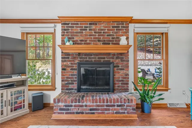 122 Rippling Brook Drive gallery image 19