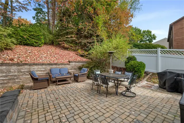 122 Rippling Brook Drive gallery image 22