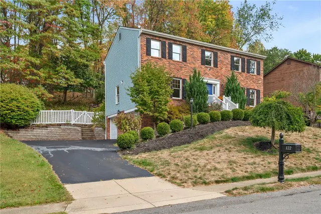 122 Rippling Brook Drive gallery image 31