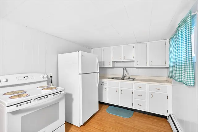 123 Canal St. gallery image 14