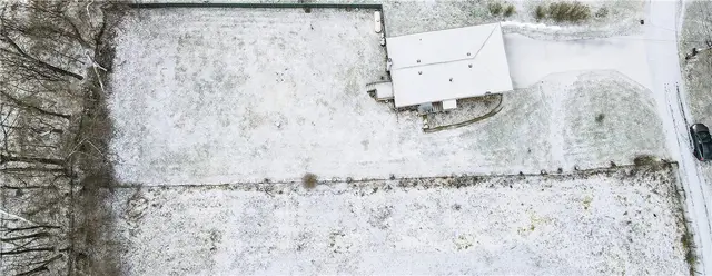 123 Canal St. gallery image 26