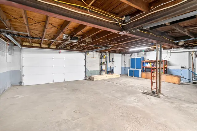 123 Canal St. gallery image 30