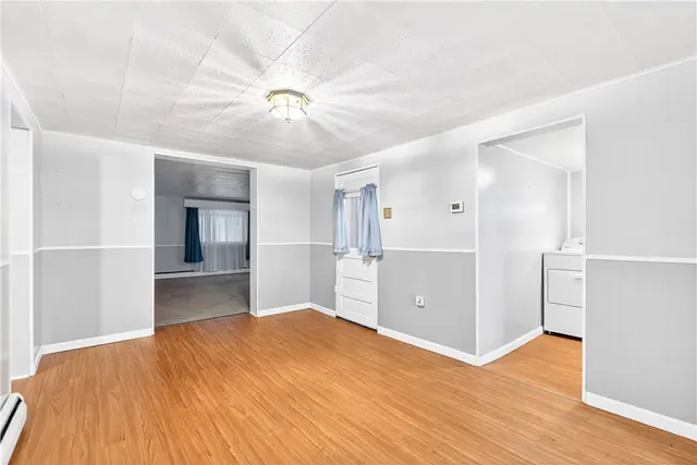 123 Canal St. gallery image 32