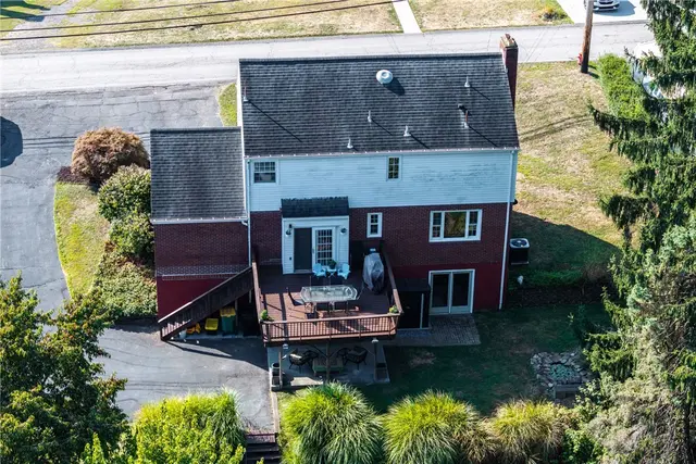 123 Lindley Ln gallery image 3