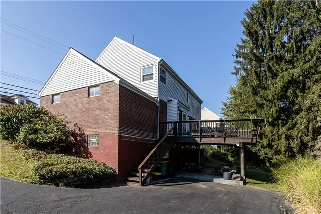 123 Lindley Ln gallery image 11