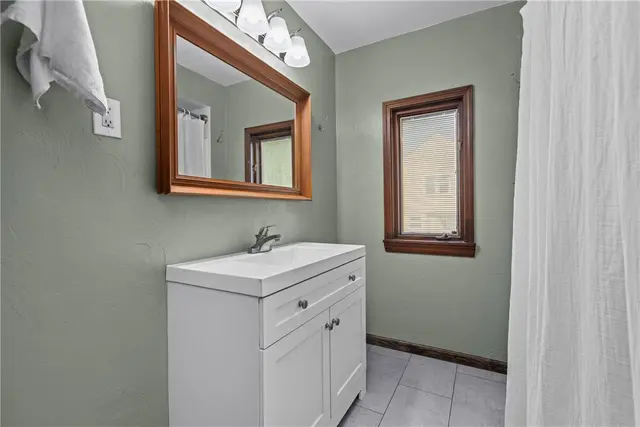 123 Lindley Ln gallery image 17