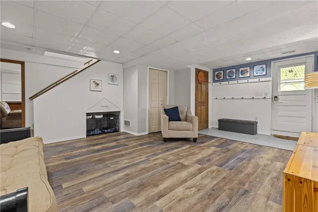 123 Lindley Ln gallery image 22