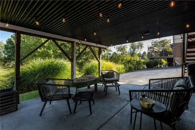 123 Lindley Ln gallery image 27