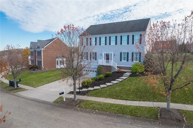123 Macintosh Ct gallery image 3