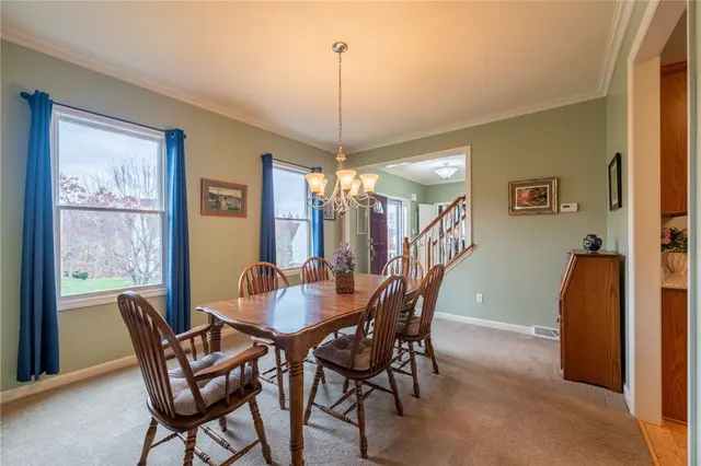 123 Macintosh Ct gallery image 41