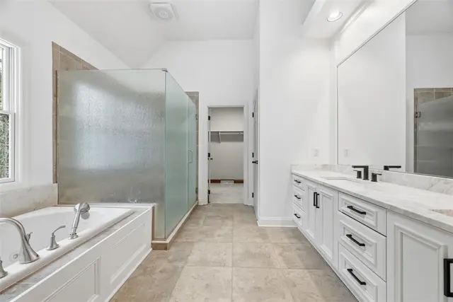 123 Meadowvue Dr gallery image 4
