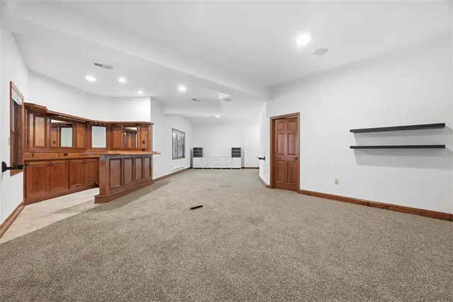 123 Meadowvue Dr gallery image 6