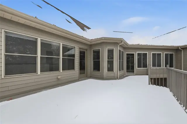 123 Meadowvue Dr gallery image 14