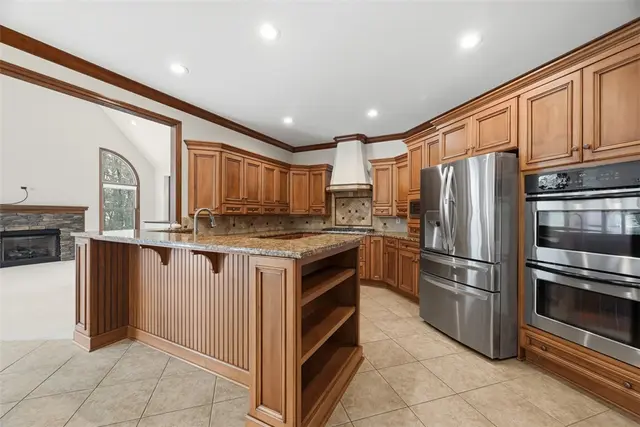 123 Meadowvue Dr gallery image 17