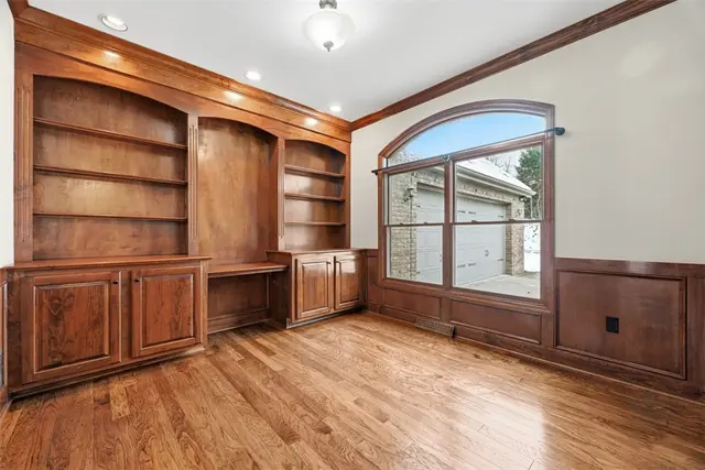 123 Meadowvue Dr gallery image 27