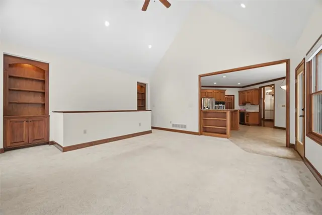 123 Meadowvue Dr gallery image 44