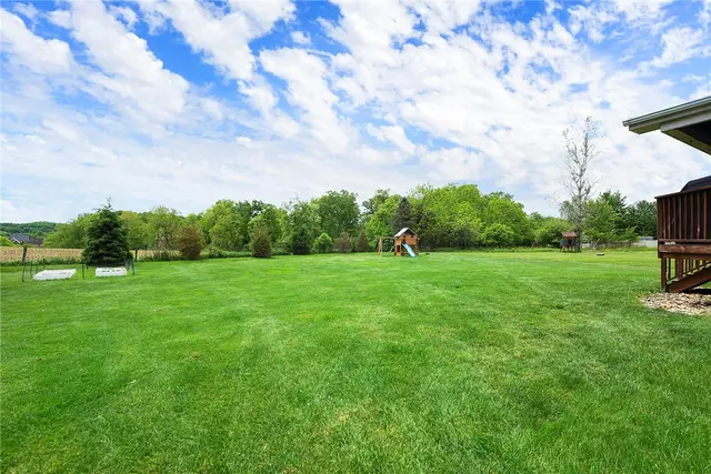 123 Shady Oak Dr gallery image 23