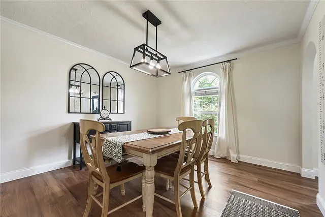 123 Shady Oak Dr gallery image 30