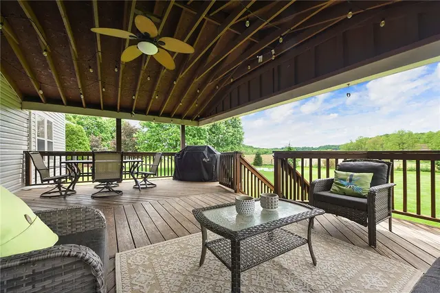 123 Shady Oak Dr gallery image 35