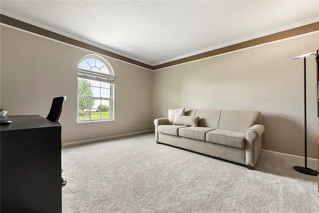 123 Shady Oak Dr gallery image 41