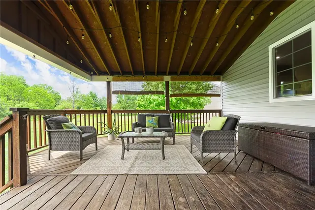 123 Shady Oak Dr gallery image 44