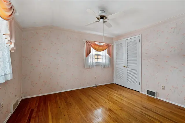 1238 Regency Dr gallery image 21