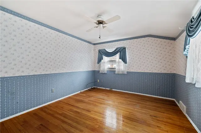 1238 Regency Dr gallery image 22