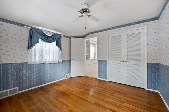 1238 Regency Dr gallery image 23