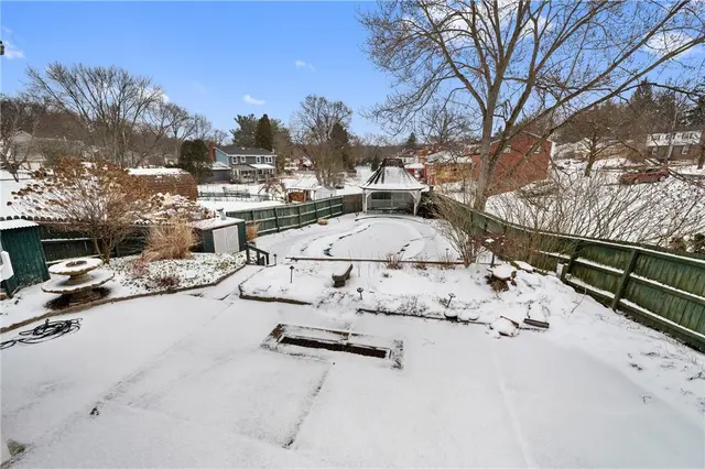 1238 Regency Dr gallery image 26