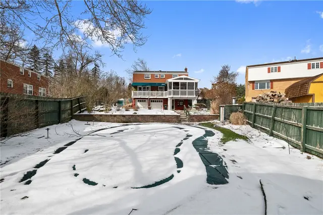 1238 Regency Dr gallery image 29