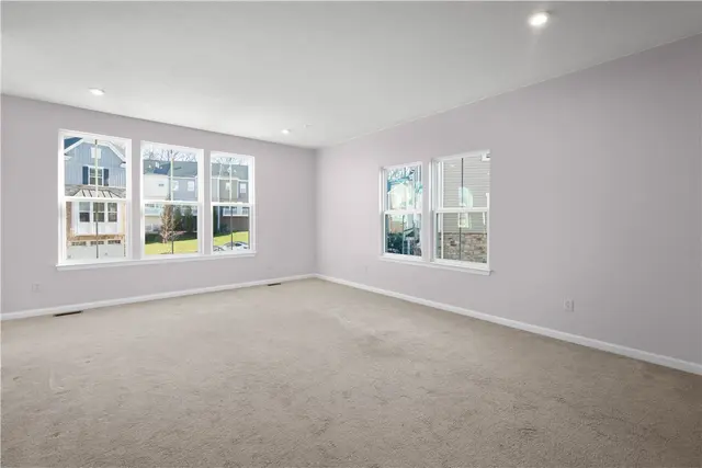 124 Curtis Court gallery image 4