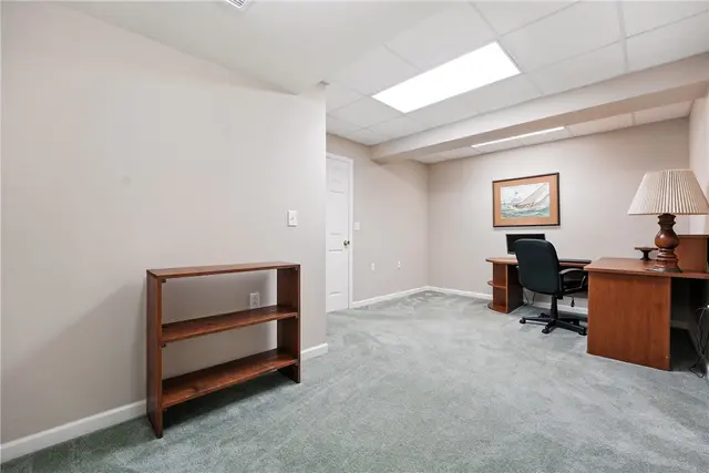 124 Dalliance Court gallery image 6
